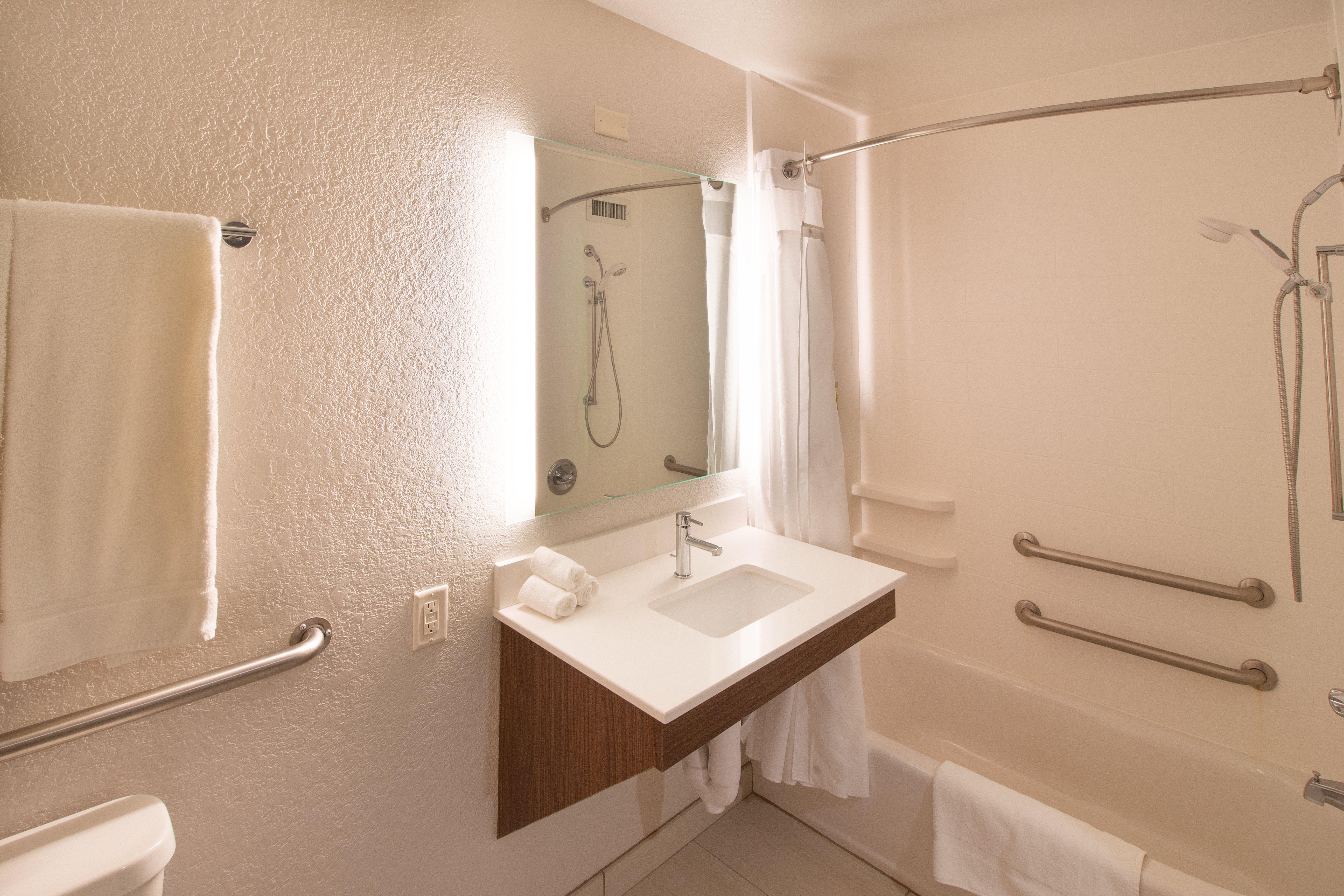Holiday Inn Express & Suites - Worthington By Ihg Exterior foto